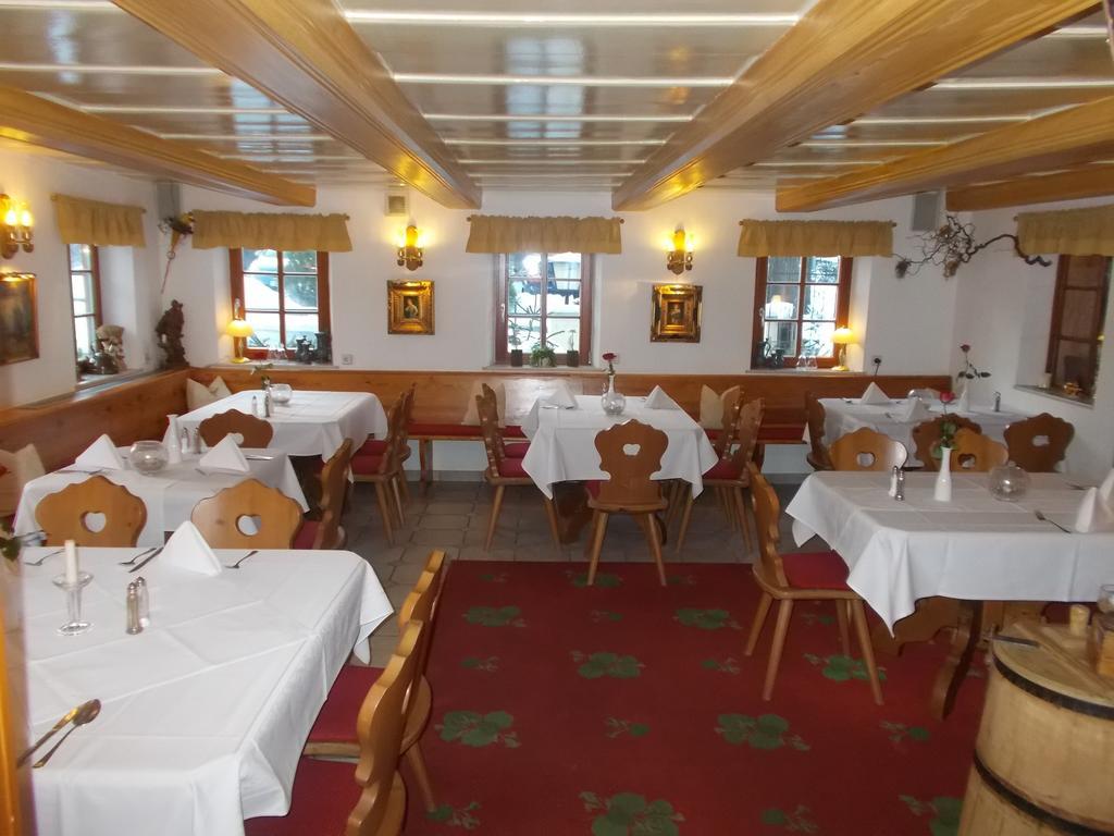 Romantik Hotel Zum Lindengarten Курорт Юнсдорф Екстериор снимка