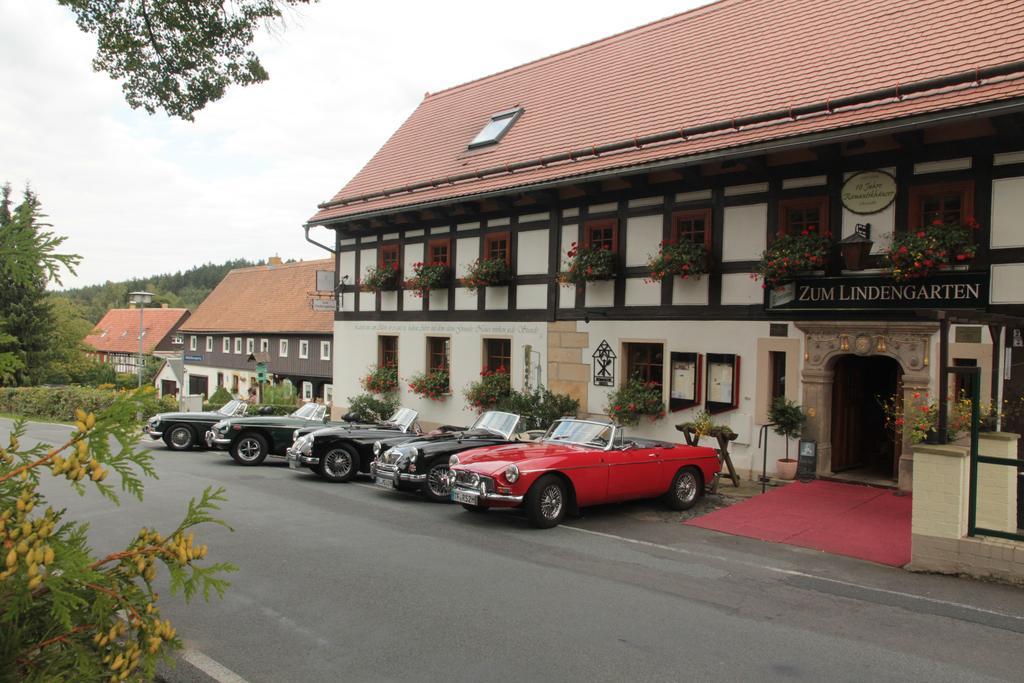 Romantik Hotel Zum Lindengarten Курорт Юнсдорф Екстериор снимка
